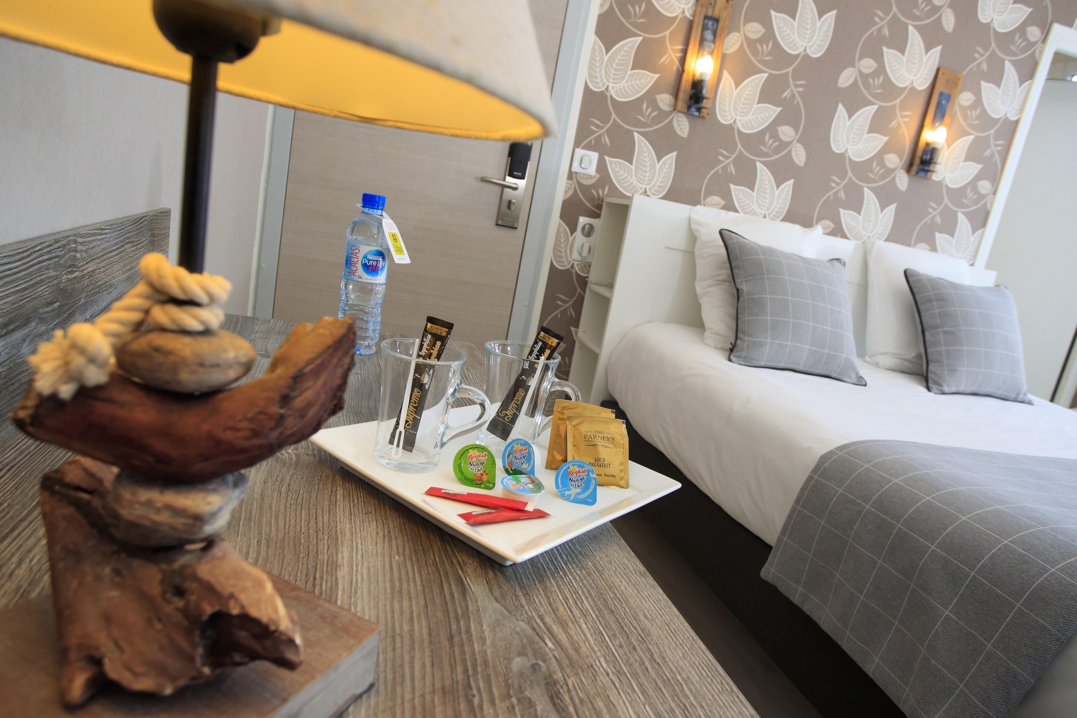 אלברט Logis Hotel & Restaurant De La Basilique מראה חיצוני תמונה